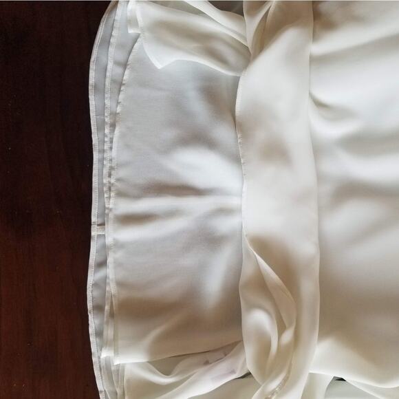 JENNIFER LOPEZ‎ feather epaulets bell sleeve blouse - Picture 5 of 11